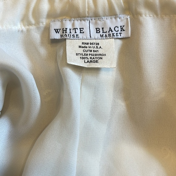 White House Black  Market L top/wide leg lined pant with embroidery and cutwork - Picture 13 of 15